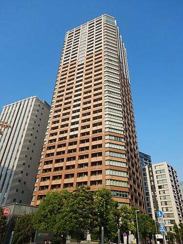 東京都千代田区富士見２丁目 地上38階地下2階建