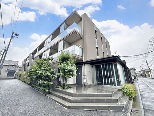 グローリオ等々力