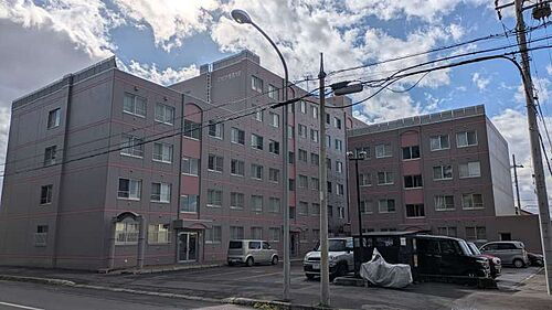 北海道旭川市川端町四条９丁目 地上6階地下1階建