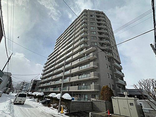 北海道札幌市中央区宮の森三条４丁目 地上14階地下1階建