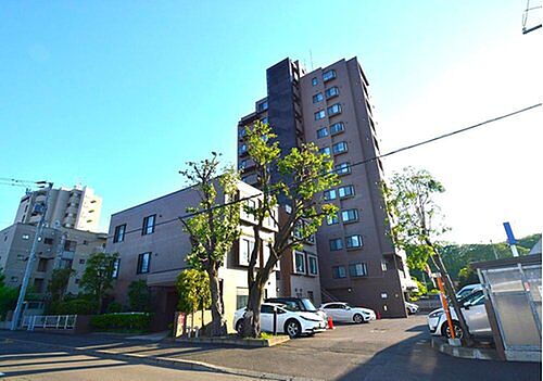 北海道札幌市南区真駒内緑町１丁目 地上11階地下1階建