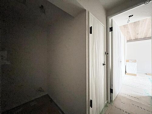 東京都目黒区五本木２丁目 3階建