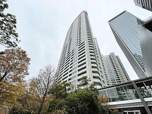 東京都港区港南２丁目 地上43階地下3階建