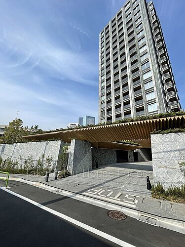 東京都千代田区富士見１丁目 地上18階地下1階建
