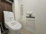 メロディーハイム北大阪 使いやすいサイドパネル仕様の温水洗浄便座付トイレです！