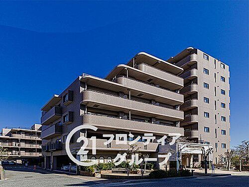 ライオンズマンション垂水小束山 中古マンション 8階建ての4階部分で明石大橋が望める眺望良好のお部屋です