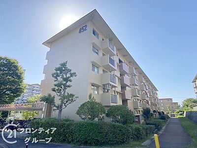 中落合第一住宅452号棟 中古マンション 駅から徒歩8分のマンションは、通勤や通学にとても便利で、時間を有効に使える素晴らしい立地です!