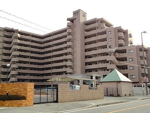 広島県呉市仁方桟橋通 10階建