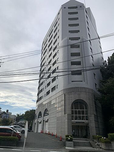 静岡県伊豆の国市長岡 13階建