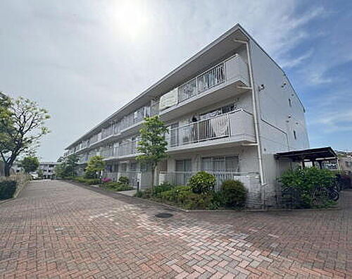 神奈川県横浜市戸塚区平戸町 4階建