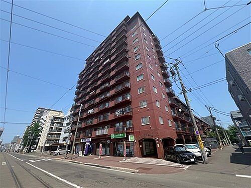 北海道札幌市中央区南十二条西６丁目 4階建