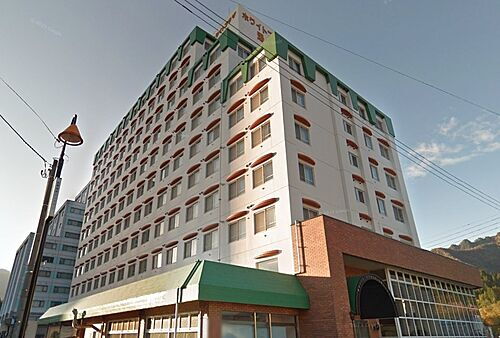 ホワイトプラザ湯沢１号館