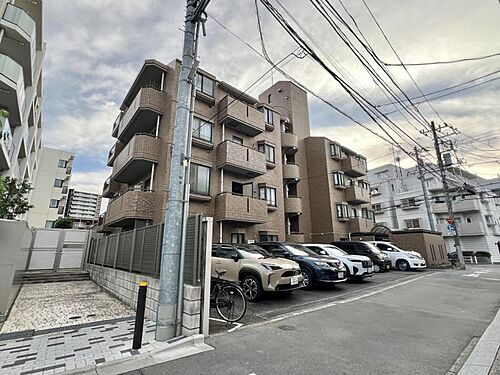東京都板橋区大和町 5階建