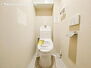 コスモ綱島ヴィルマージュ 【トイレ】毎日使うからこそ、いつも清潔な状態が嬉しいです。　お掃除がしやすいモデルです。