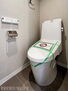 セブンスターマンション西五反田 白を基調としたシンプルなトイレ。