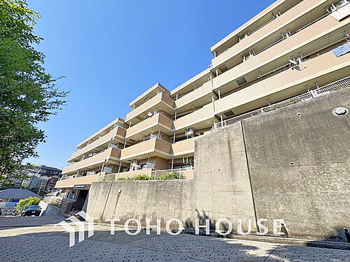 神奈川県横浜市南区大岡３丁目 7階建