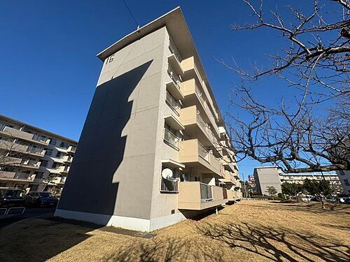 稲毛海岸三丁目団地１６号棟（稲毛海岸駅）