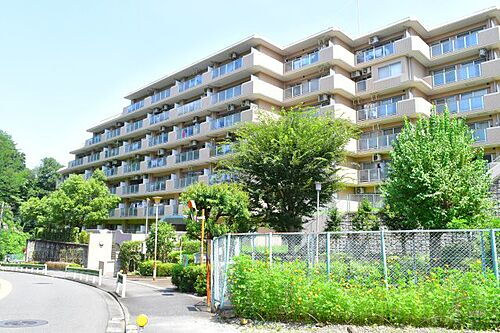 東京都日野市三沢 7階建