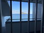 サン新北・シーサイドマンション 洋室の窓からは、海が望めます。