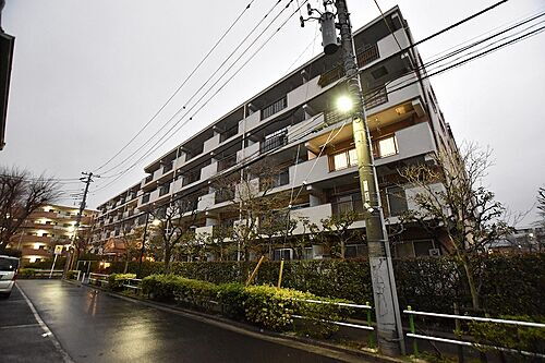 東京都板橋区前野町２丁目 5階建