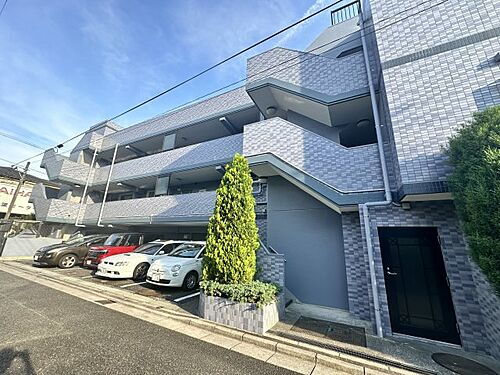 埼玉県さいたま市大宮区東町２丁目 4階建