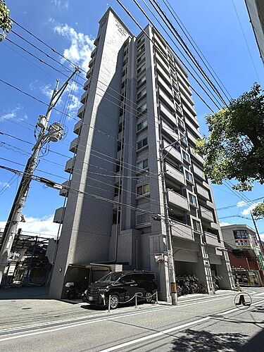 広島県福山市城見町１丁目 13階建