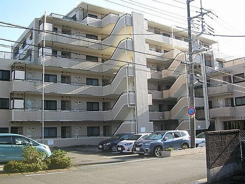 静岡県三島市若松町 6階建