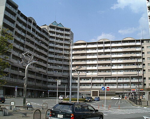 グリーンスクエア榛原駅前ＩＩ番館