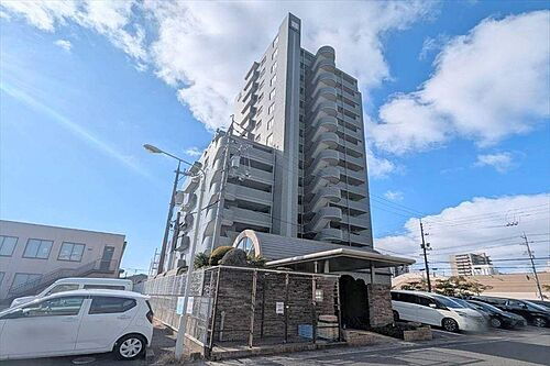 岡山県岡山市北区今４丁目 15階建