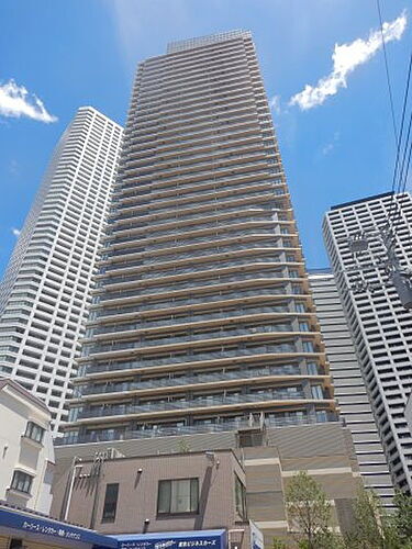 東京都新宿区西新宿５丁目 地上40階地下1階建