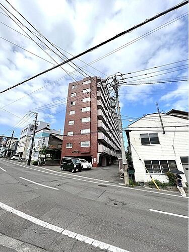 北海道小樽市花園３丁目 9階建