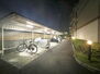 車２台可・ペット可／Ｔステージ日南ＩＩノースコート 明るく広い駐輪場は夜でも安心
