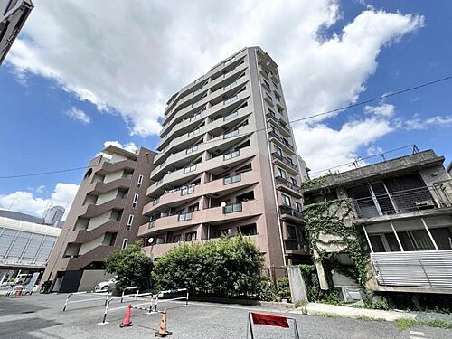 東京都北区滝野川１丁目 14階建