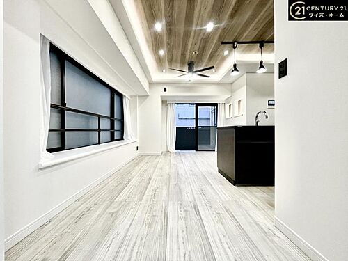 東京都台東区元浅草３丁目 10階建