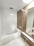 レックス市川松飛台 ・浴室　　一日の疲れを癒す貴重なリラクゼーションスペース。ゆっくりとした時間を過ごせるゆとりあるバスルームは毎日使いたくなりますね。