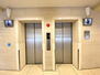 べリスタ東淀川大桐Ｅ棟 【エレベーター】エレベーターは２基設置されていますので、混み合う時間帯の緩和につながります。ベビーカーや車椅子などをご利用の方、重い荷物を持っている際などにはエレベーターがあると助かりますね。