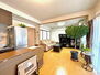 ホーユウパレス福島松川 もともと2部屋あったバルコニー側の居室をワンルームに改装してお住まいになっていらっしゃいます。