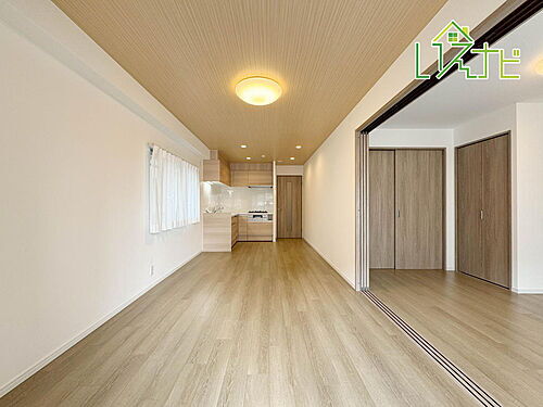 大阪府大阪市平野区背戸口３丁目 9階建