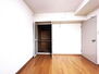 東急ドエル奈良パークビレジ４号棟 収納付きのお部屋は、室内スペースを広く使えますね。