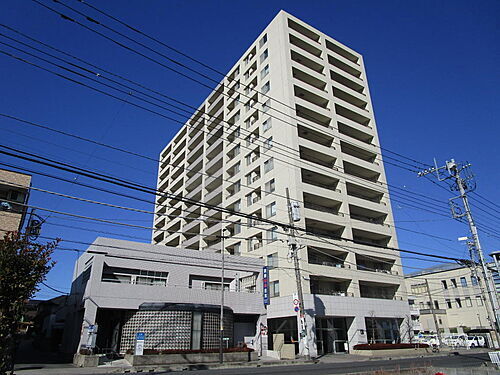 ブリエスクエア狭山市駅前