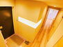 フルリノベ済　ランドシティ調布多摩川セレーノ 人感センサー付き照明の玄関です。