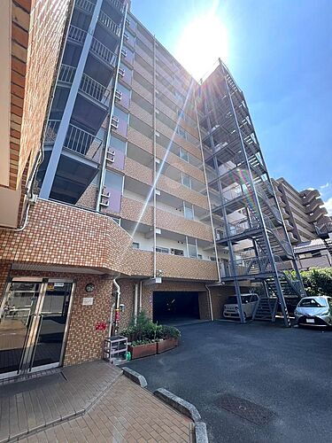 蒲生ローヤルコーポ 蒲生駅徒歩約3分圏内で通勤等に便利ですね〜♪