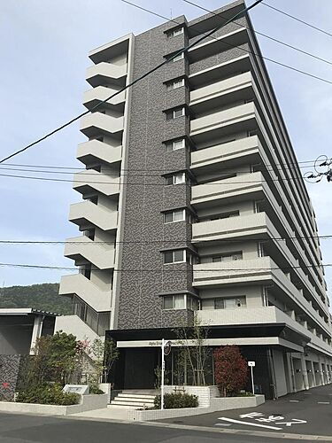 広島県三原市城町３丁目 10階建