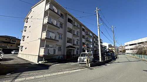 静岡県御殿場市東田中 4階建