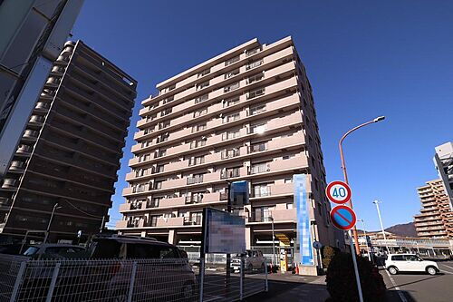 静岡県焼津市栄町１丁目 11階建