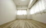 横浜高島台センチュリーマンション 《洋室》■くつろぎの場としてだけでなく、趣味や仕事のパーソナルスペースとしても活躍する、ゆったりした洋室。個の時間をたっぷり楽しめる快適空間です。