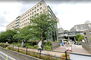 駒場ネオパレス 東邦大学医療センター大橋病院まで350m、マンション裏手の目黒川緑道沿いにあります。