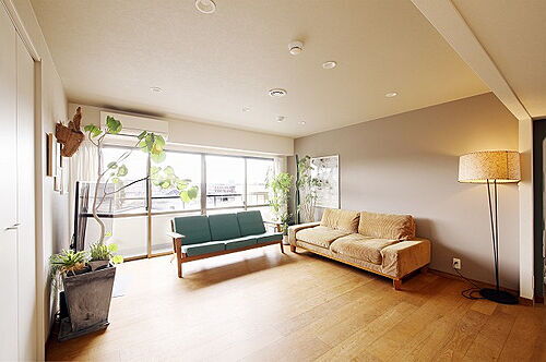 鴨東ロイヤルハイツ