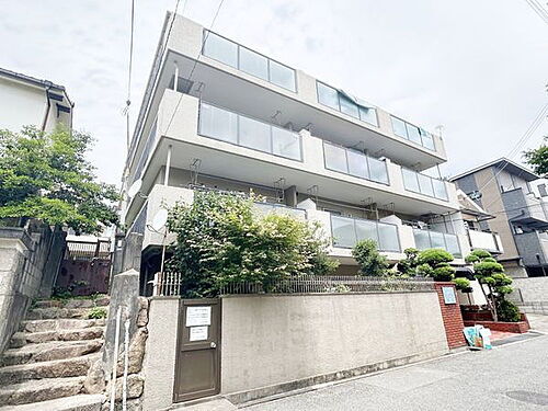 モンラヴィ熊内